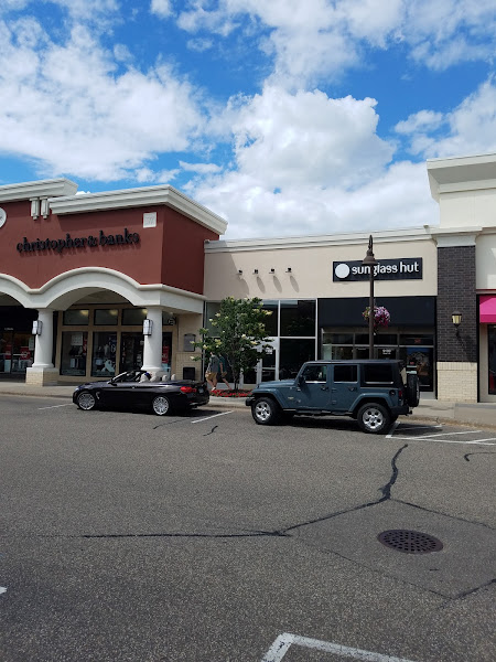 Sunglass Hut