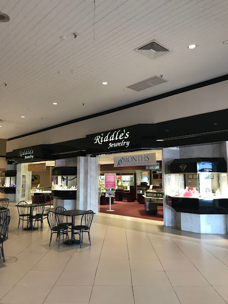 Riddle's Jewelry - Hays