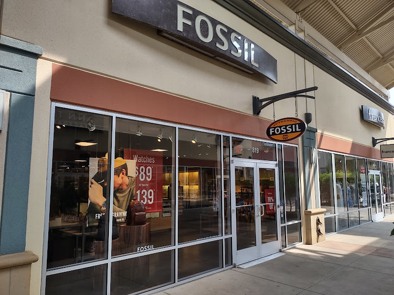 Fossil Outlet Store
