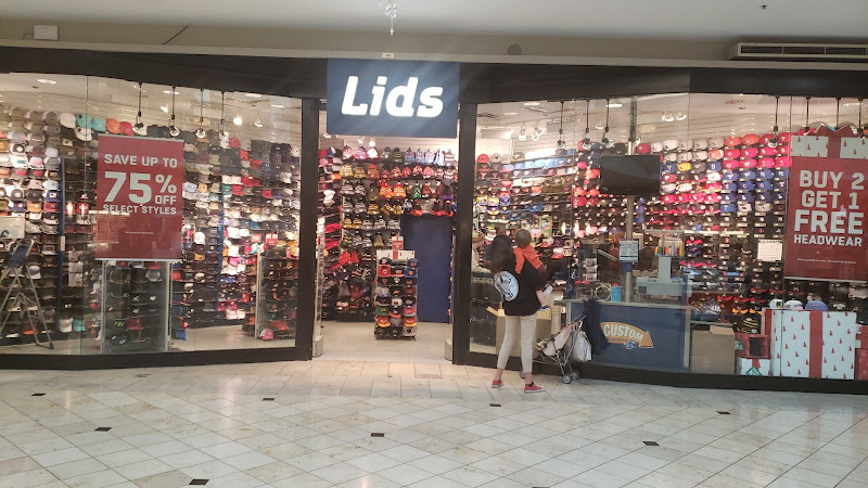 Lids Locker Room