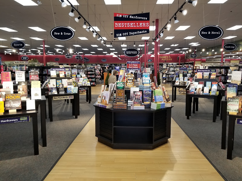 Tatnuck Bookseller