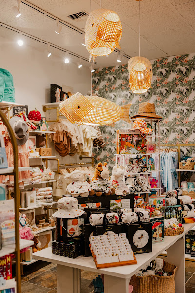 Bird and Lily Boutique