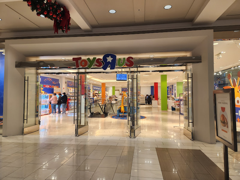 Toys "R" Us