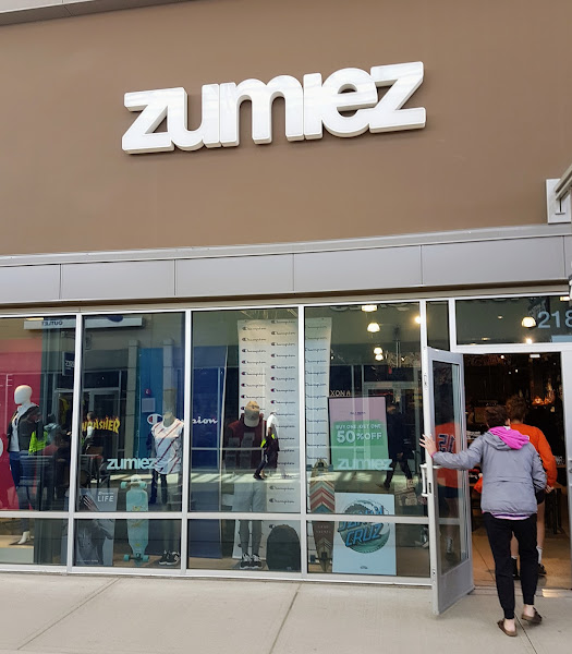 Zumiez