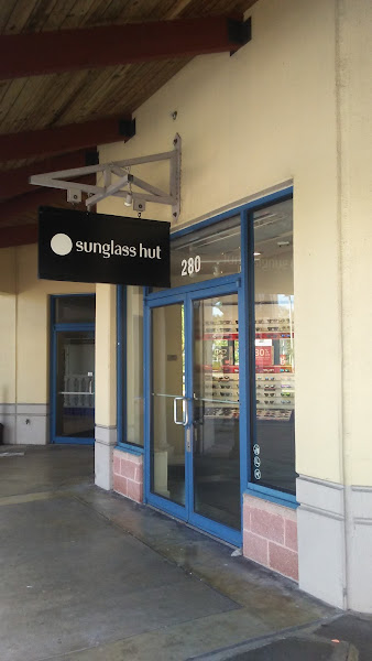 Sunglass Hut
