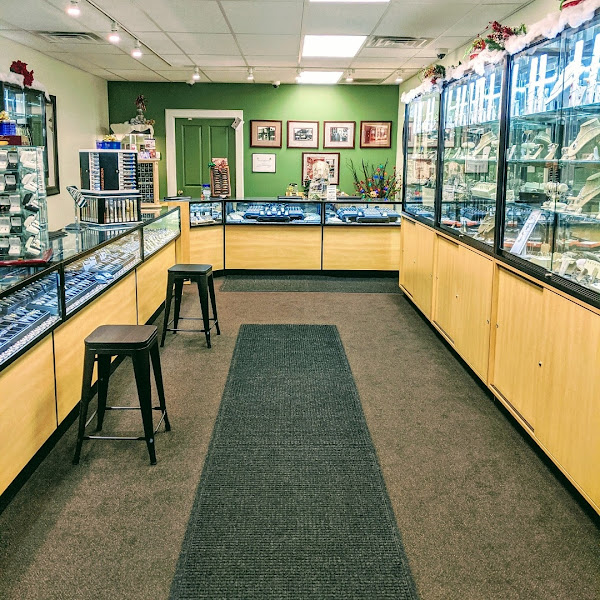 Roy Jewelers LLC