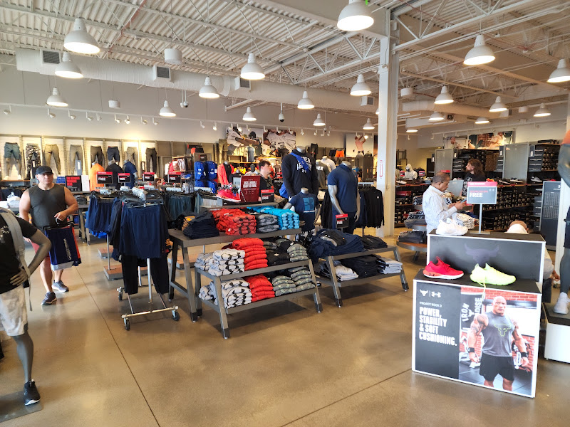 Under Armour Factory House - Pleasant Prairie Premium Outlet