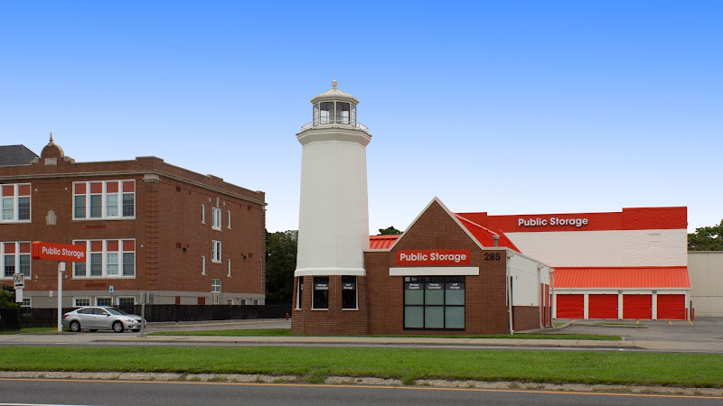 Public Storage