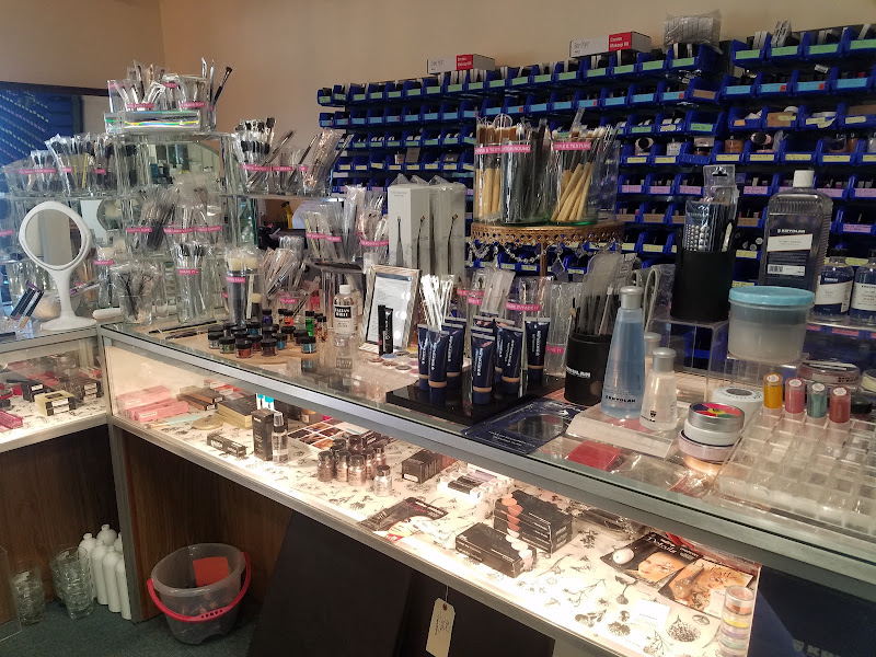 MakeUpMania