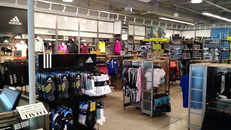 adidas Outlet Store Edinburgh, Indiana Premium Outlets