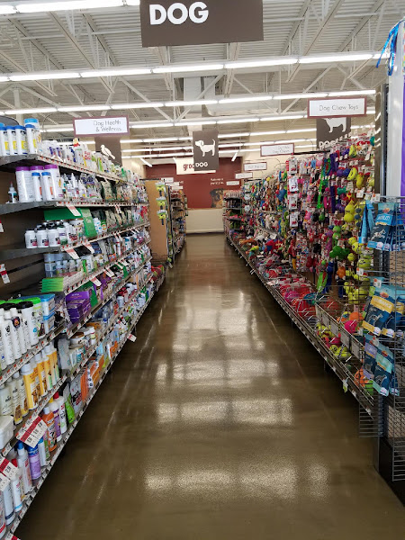 Pet Supplies Plus
