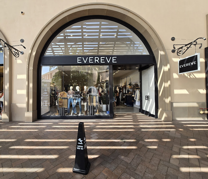 Evereve