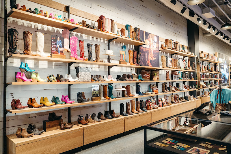 Ariat