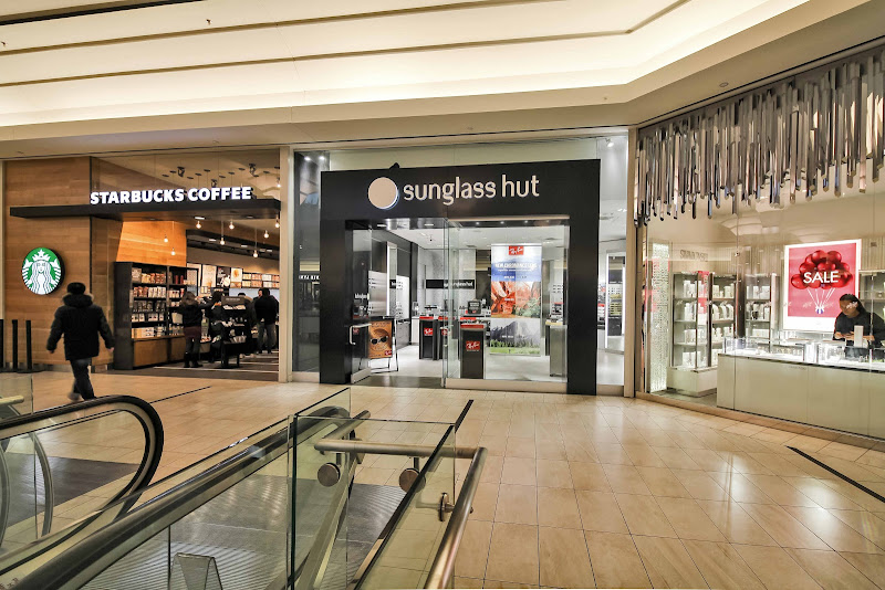 Sunglass Hut