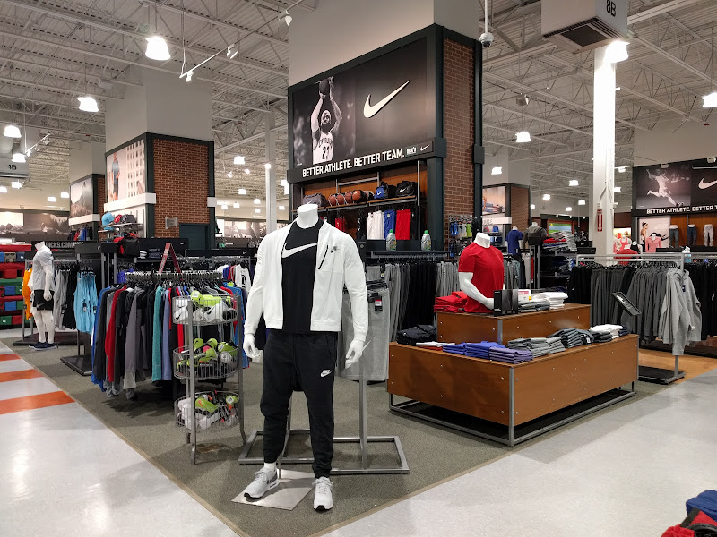 DICK'S Sporting Goods