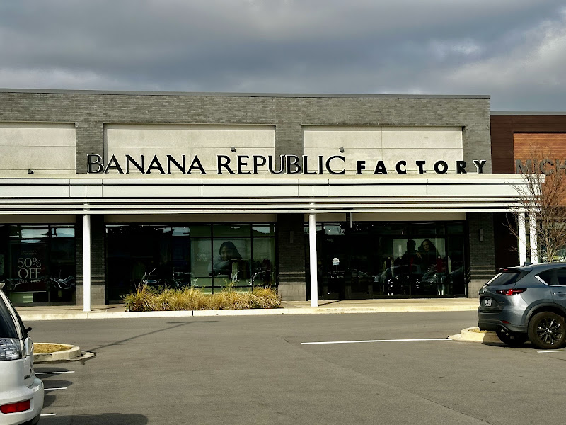 Banana Republic Factory Store