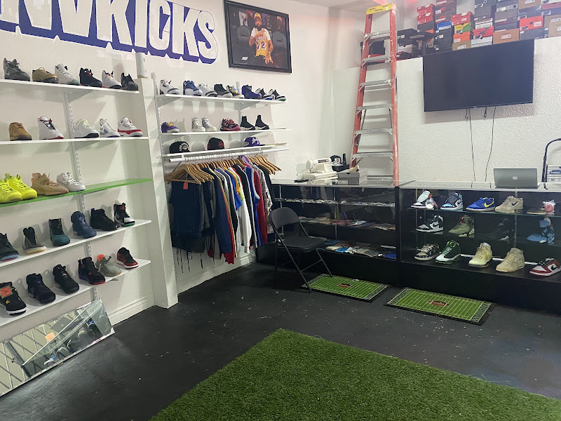 DNVKICKS