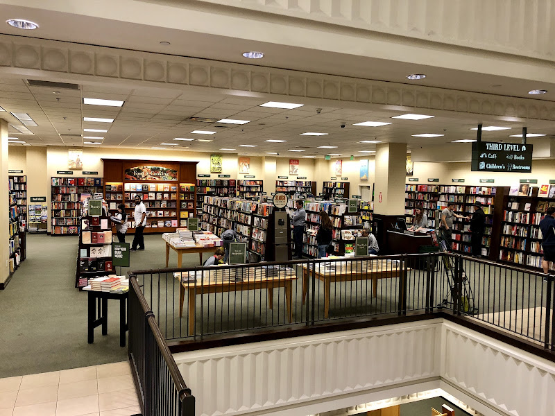 Barnes & Noble