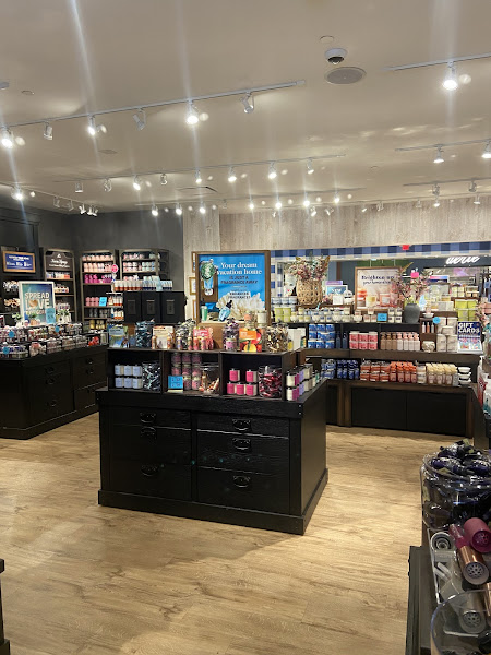 Bath & Body Works