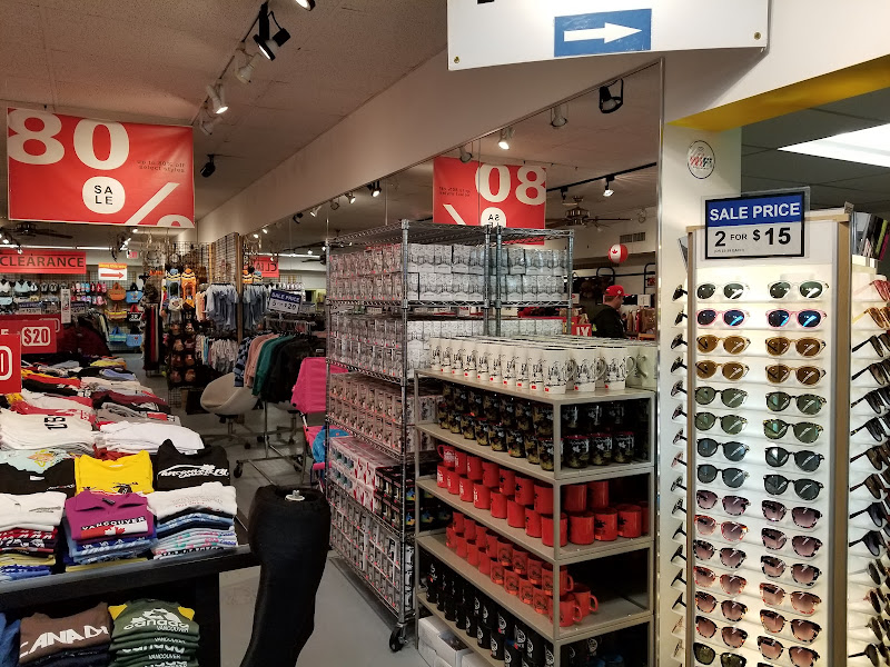 District Factory Outlet