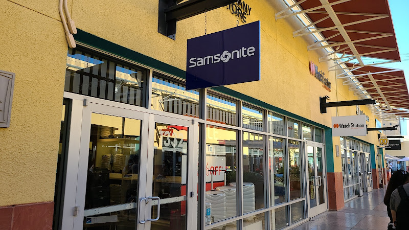 Samsonite Company Store - Las Vegas Premium Outlets - North