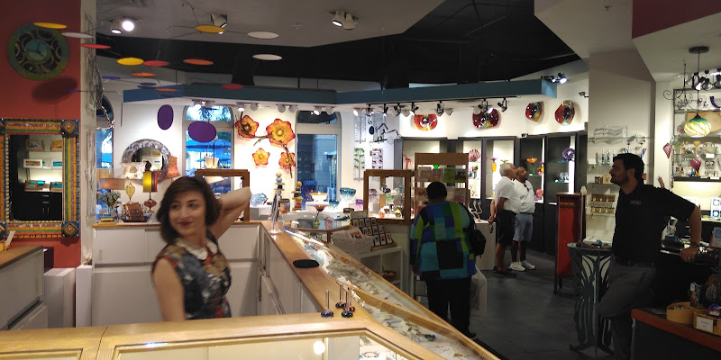 SHAPIRO'S Gallery - Downtown St. Petersburg