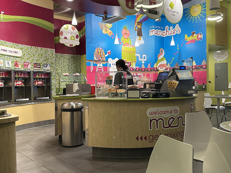 Menchie's Frozen Yogurt