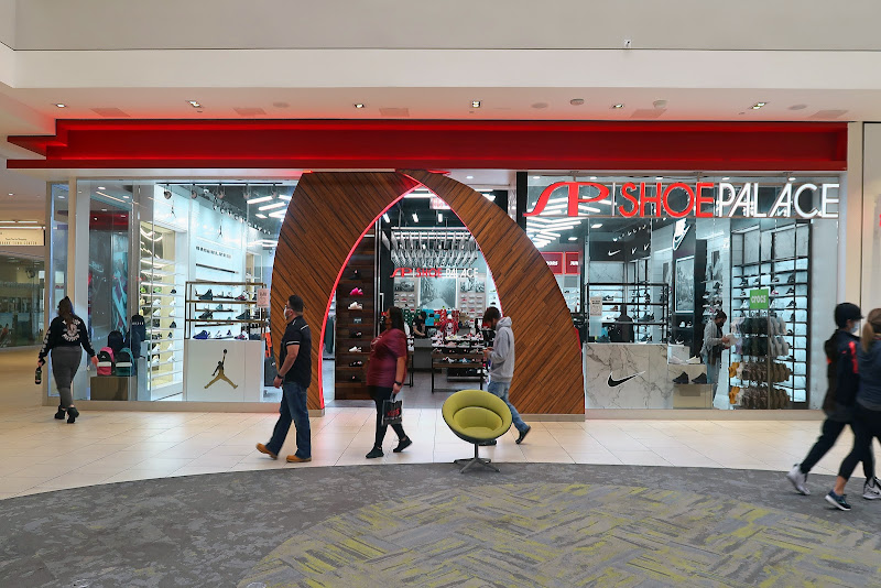 Shoe Palace