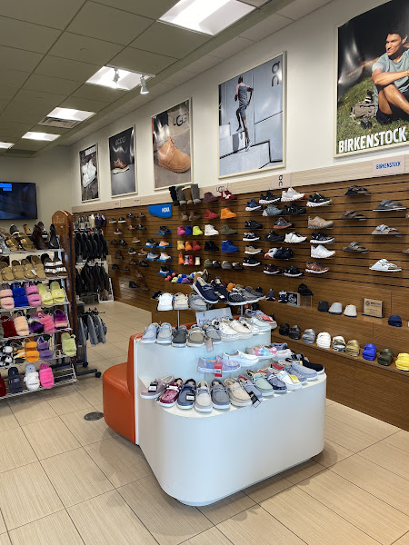 Englin's Fine Footwear