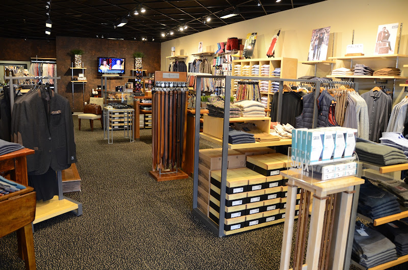 Robert Redding Menswear