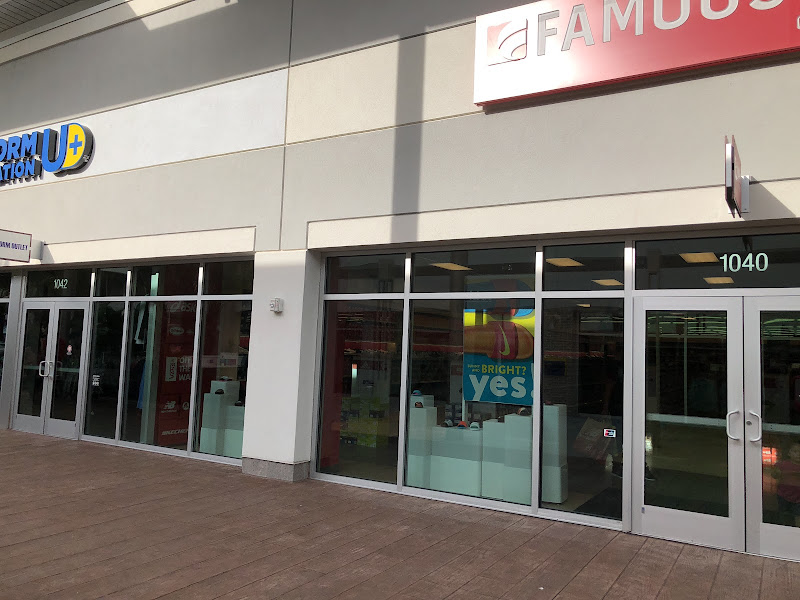 Famous Footwear Outlet