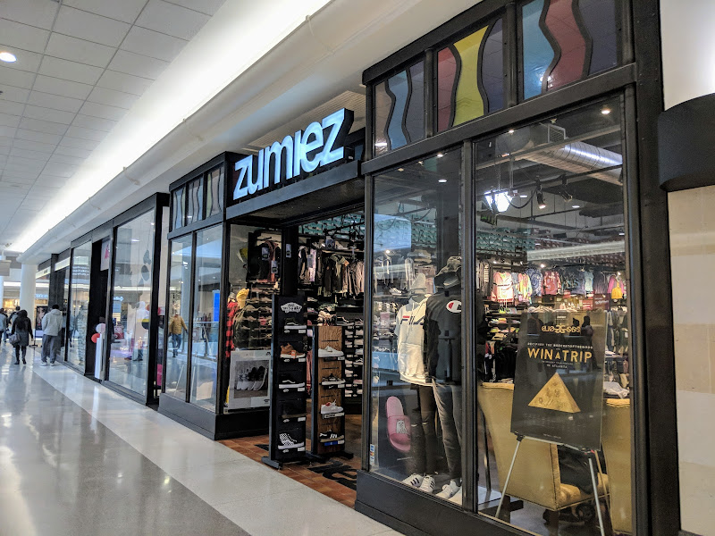 Zumiez