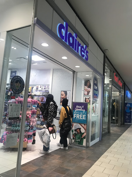 Claire's