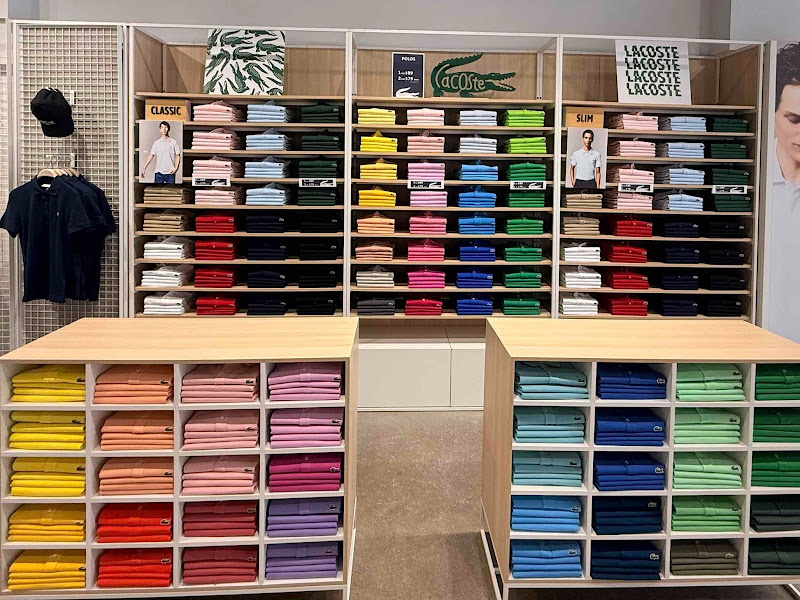LACOSTE Outlet