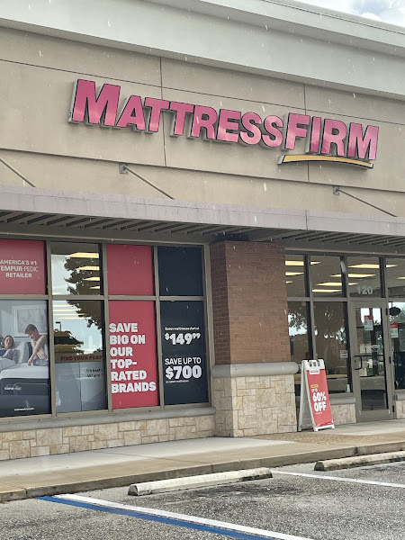 Mattress Firm Outlet - Pine Island Road NE