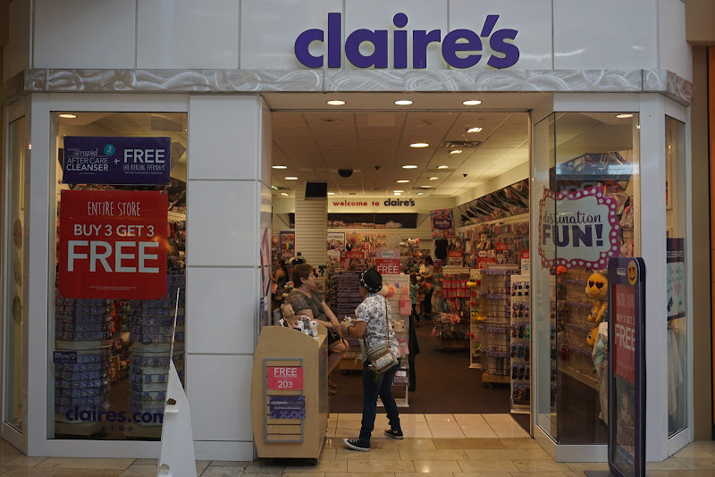 claire's