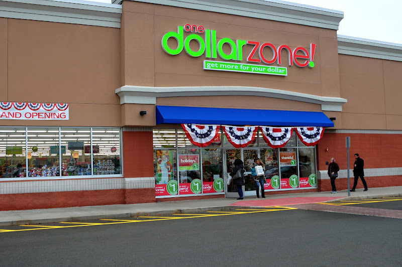 One Dollar Zone!