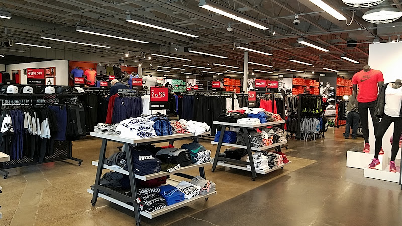 Nike Factory Store - Lincoln City
