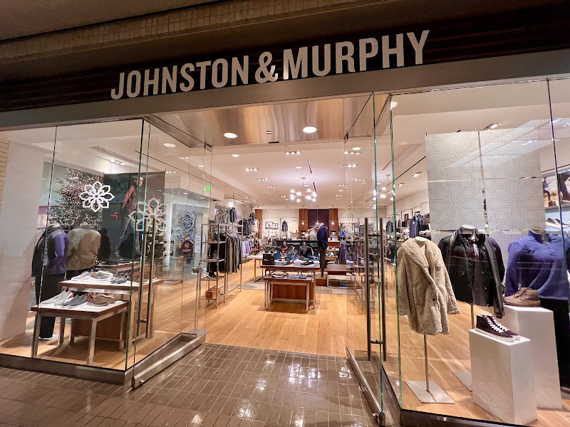 Johnston & Murphy