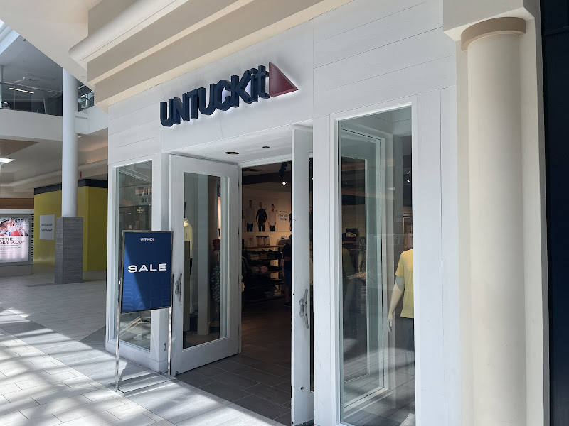 UNTUCKit