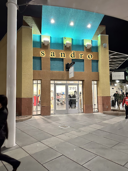 Sandro outlet