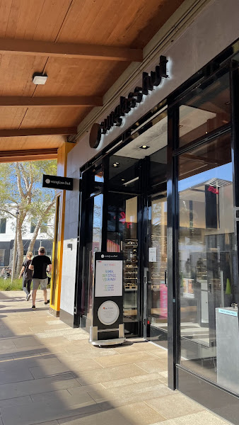 Sunglass Hut