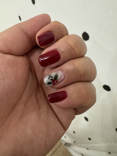 Cloverdale Nails