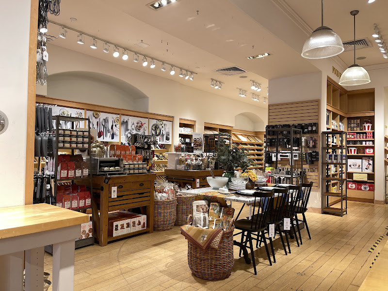 WILLIAMS-SONOMA