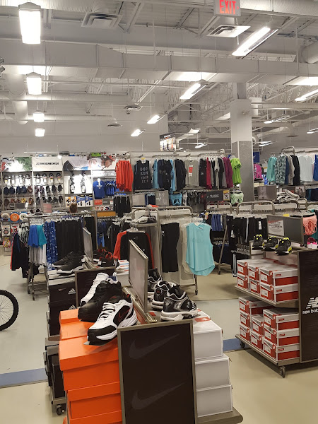 Sport Chek