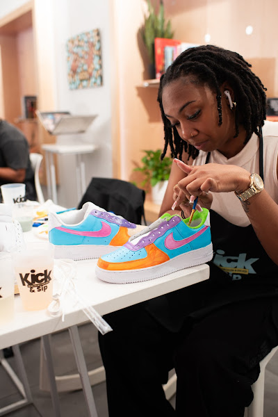 Kicks & Fros