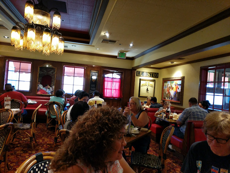 Mimi's Cafe