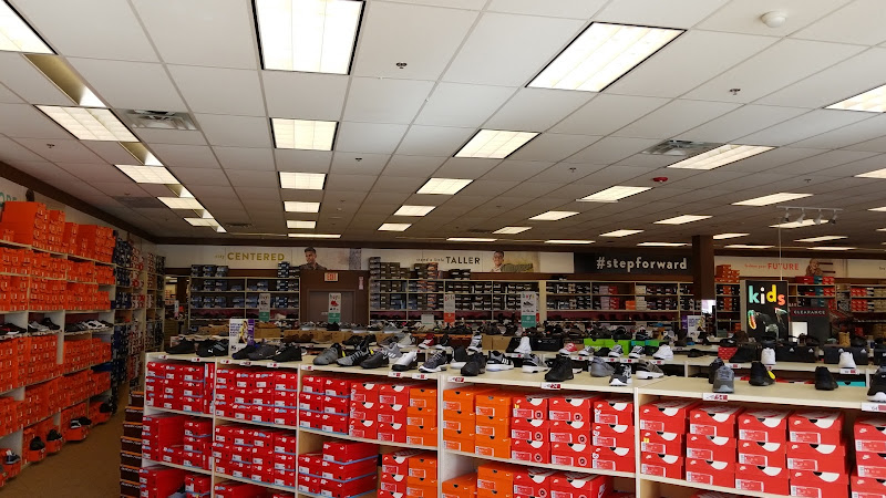 Famous Footwear