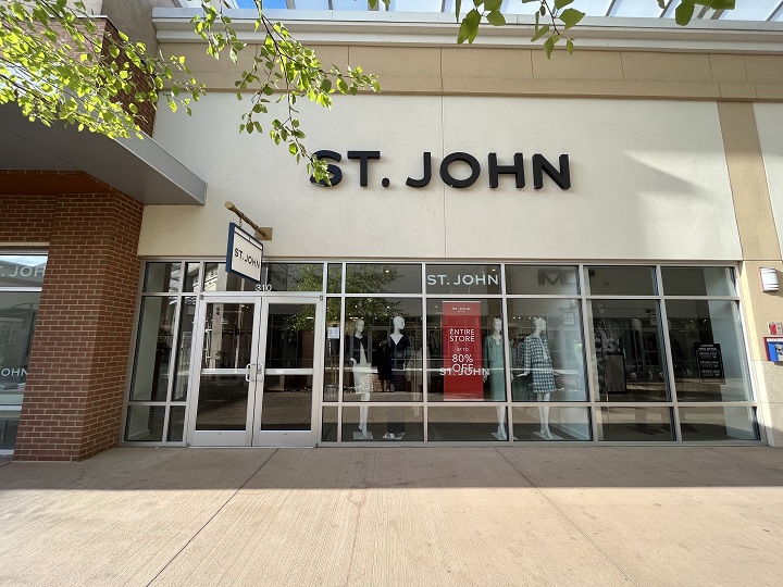 St. John Knits Outlet
