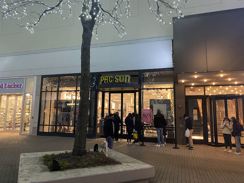 PacSun